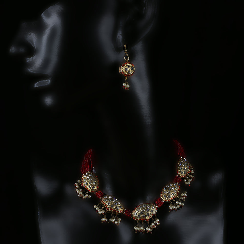 Lac hot sale necklace set