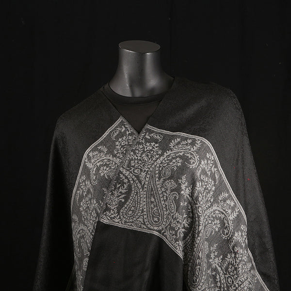 Handmade Pashmina Ladies Shawl / Scarf - Grey Paisely