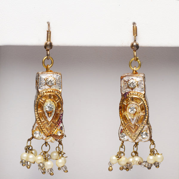 Traditional Jewelry
Handmade
Necklace
Ear rings
Wedding jewelry