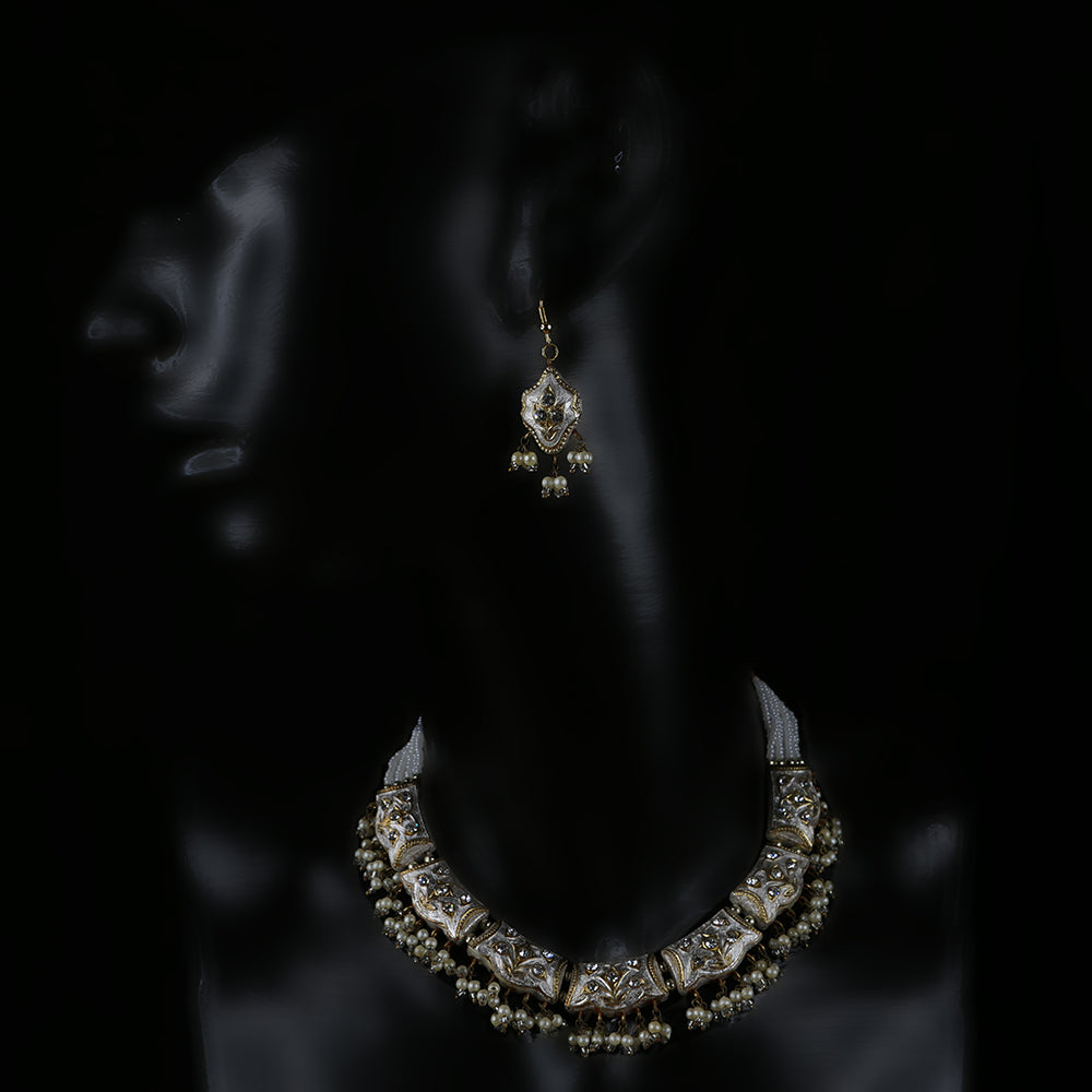 Handmade Traditional 'Lac' Jewellery - Pendant Necklace and Earring set