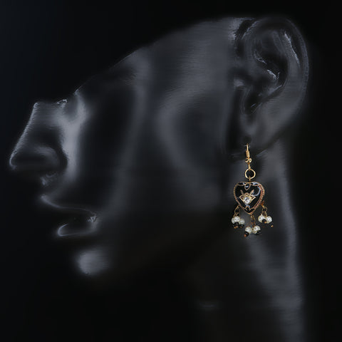Handmade Traditional 'Lac' Jewellery - Black heart Earrings