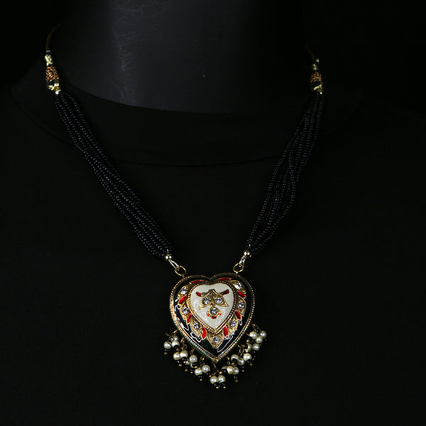 Handmade Traditional 'Lac' Jewellery - Black Heart