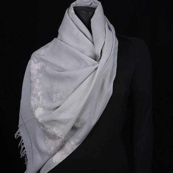 Hand embroidered Scarf Floral Pattern - Kashmir Grey