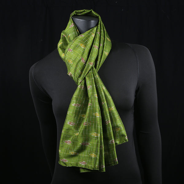 Women's Scarf in Silk. Made from the finest silk. Ideal as a neck scarf or a headscarf / hijab.