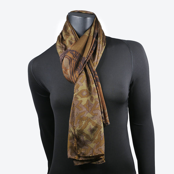 Women's Scarf in chiffon. Made from the lightweight chiffon. Ideal as a neck scarf or a headscarf / hijab.