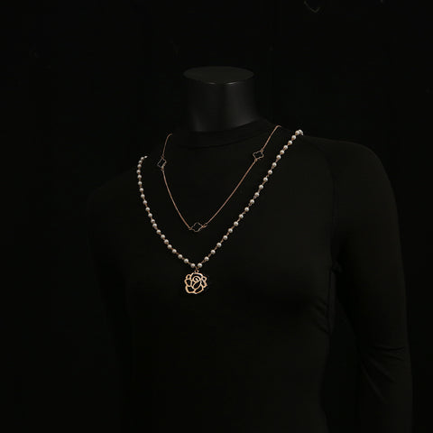 Handmade Pearl and Rose Pendant Necklace